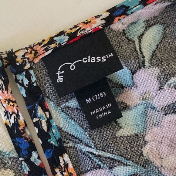 Floral Romper - Picture 2 of 2